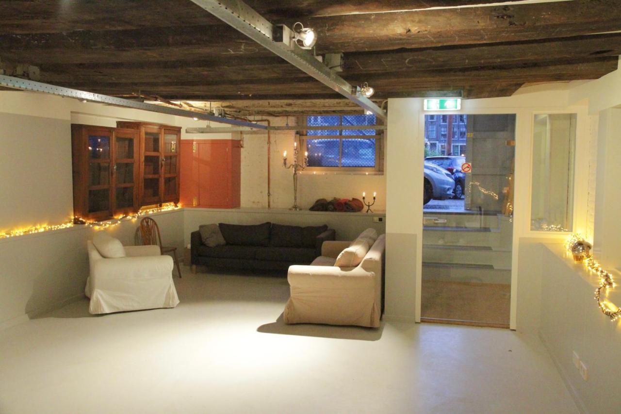Top-Notch Apartment Along Canal In Historic Centre Amesterdão Exterior foto